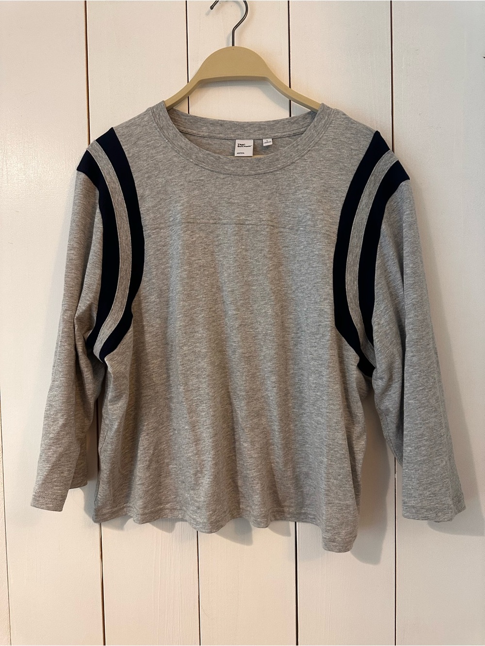 Aritzia soft feels tee